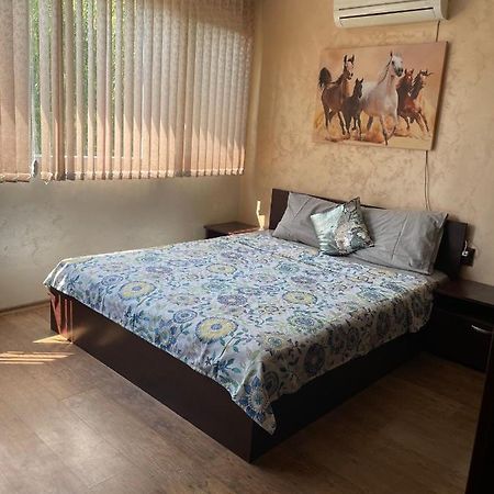 شقة Lotos Apartament بورغاس المظهر الخارجي الصورة